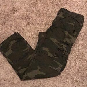 Men’s American Eagle camo pants